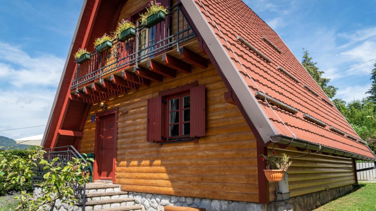 スリ・ルー Chalets Runolistヴィラ エクステリア 写真