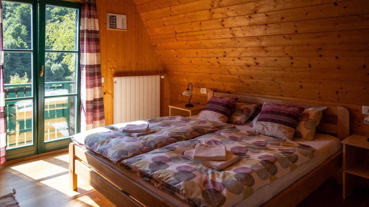 スリ・ルー Chalets Runolistヴィラ エクステリア 写真