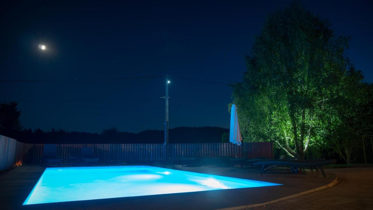 Chalets Runolist スリ・ルー エクステリア 写真