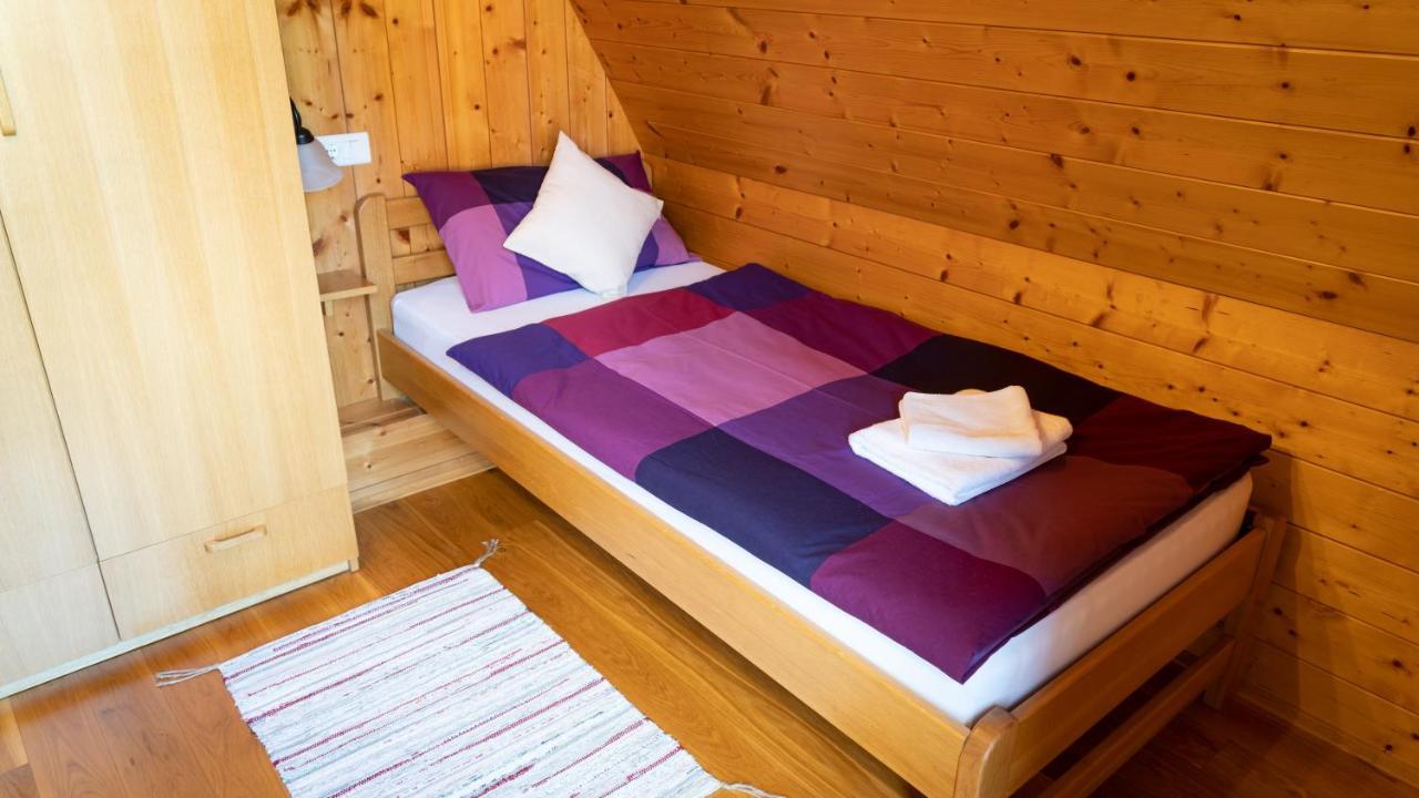 スリ・ルー Chalets Runolistヴィラ エクステリア 写真